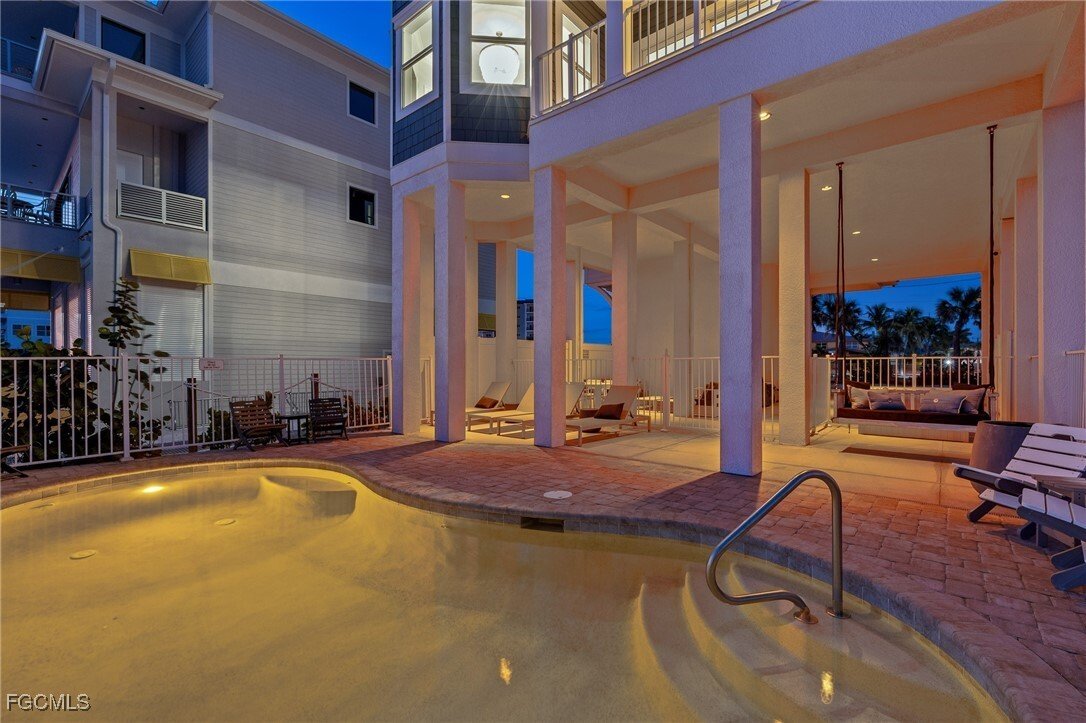House in Fort Myers Beach, Florida, United States 3 - 18293399