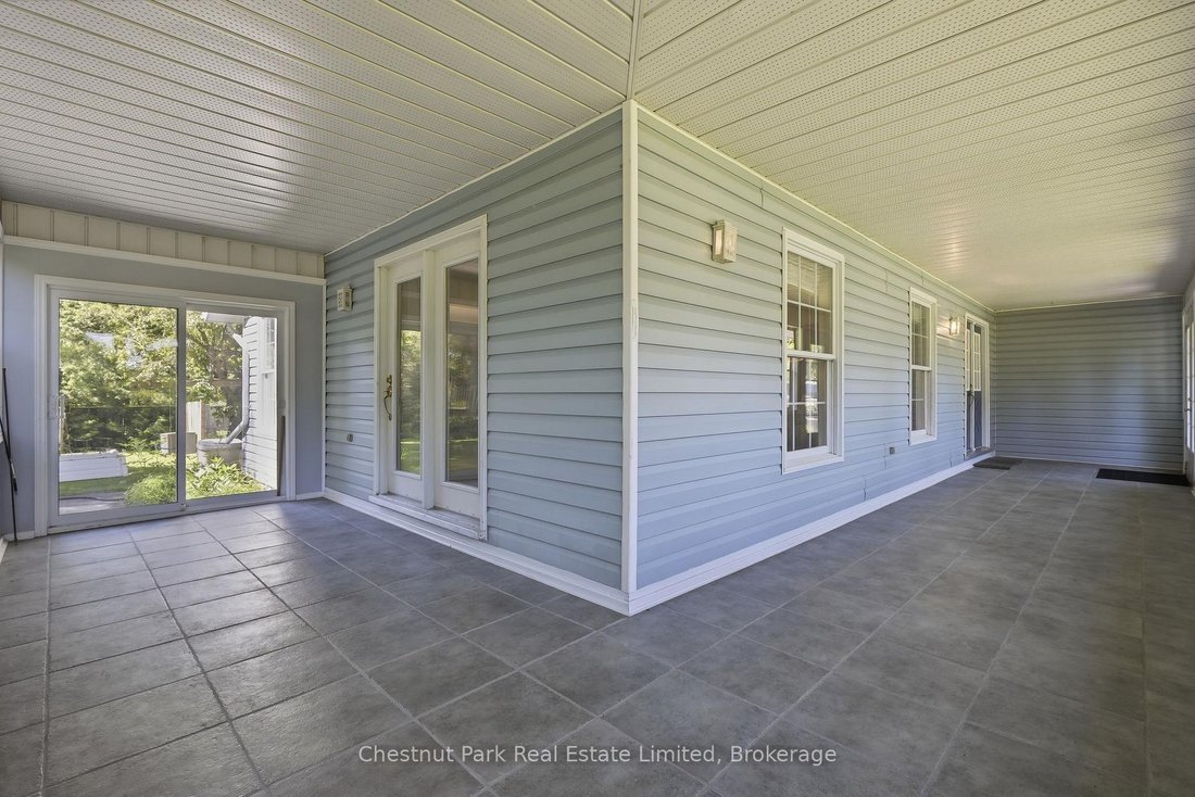 House in Quinte West, Ontario, Canada 4 - 18143236