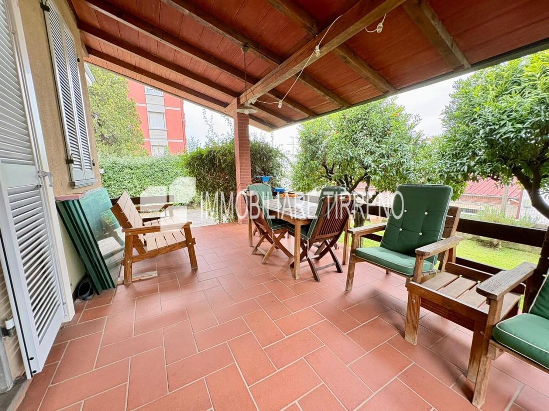 Villa à Centre, Massa, Italie 4 - 18285356