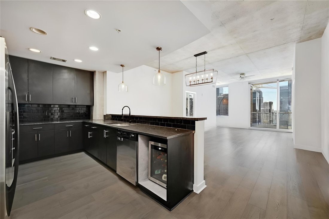 Condo in Austin, Texas, United States 1 - 18284938