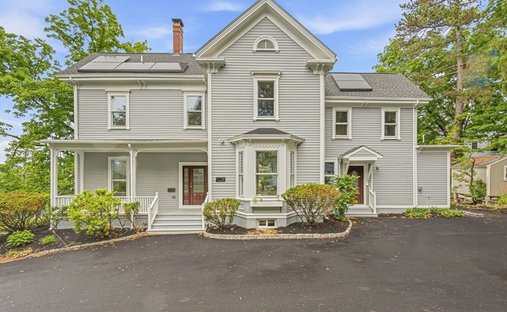 House in Winchester, Massachusetts, United States 1