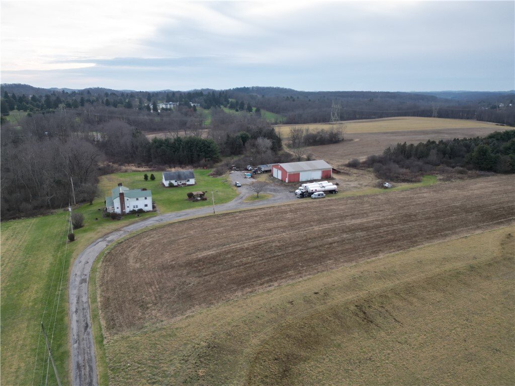 House in Nixon, Pennsylvania, United States 1 - 18285395