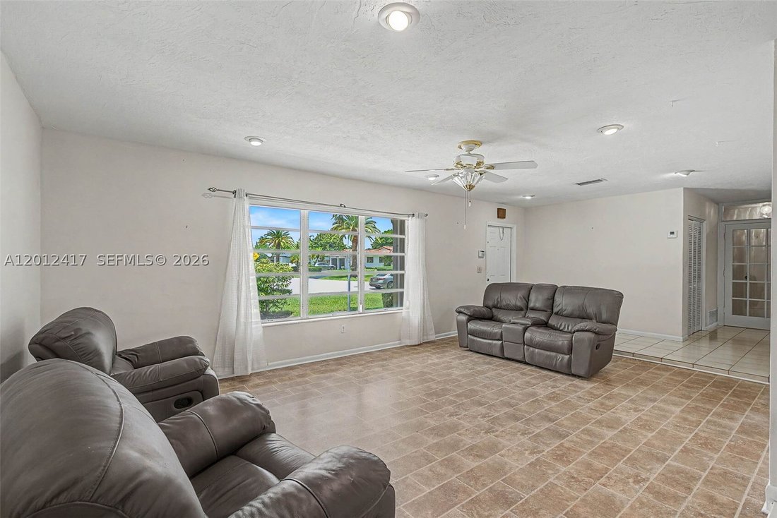 House in Miami, Florida, United States 4 - 17846363