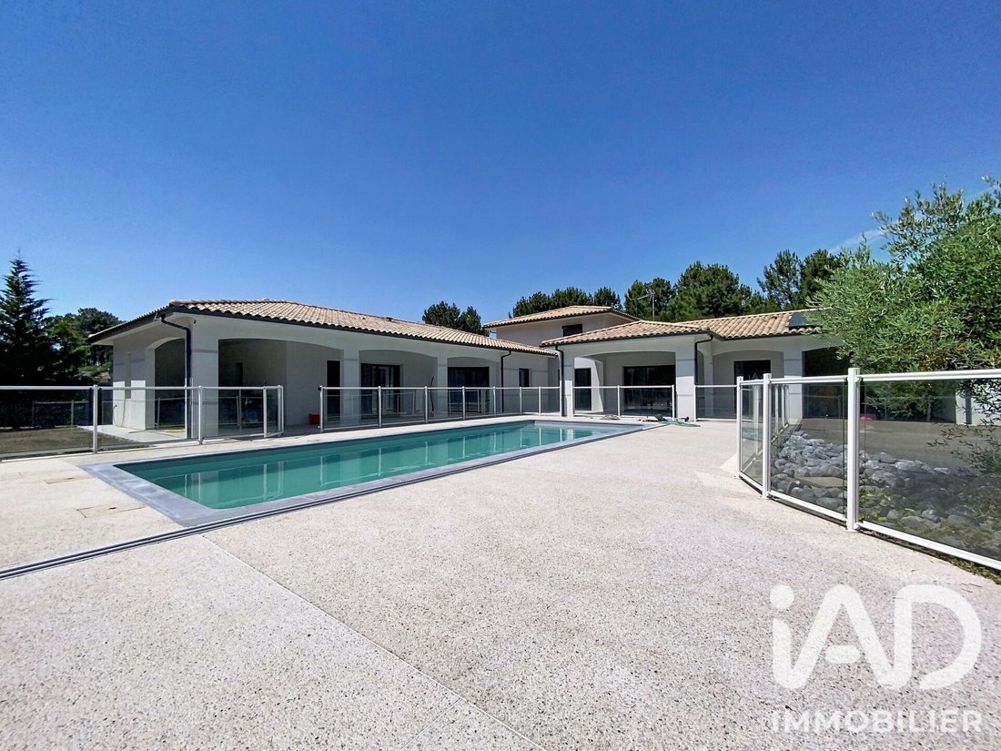 House in Exterieur, Langon, France 1 - 17366442