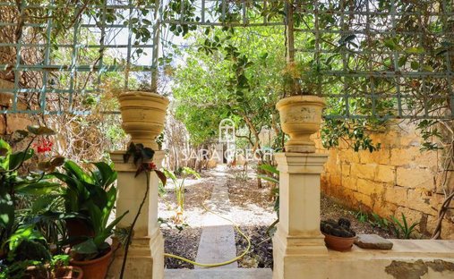 Townhouse in Zurrieq, Malta 1