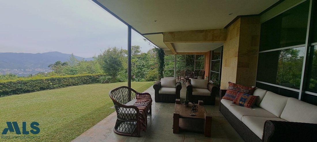 House in Medellín, Antioquia, Colombia 5 - 18288956