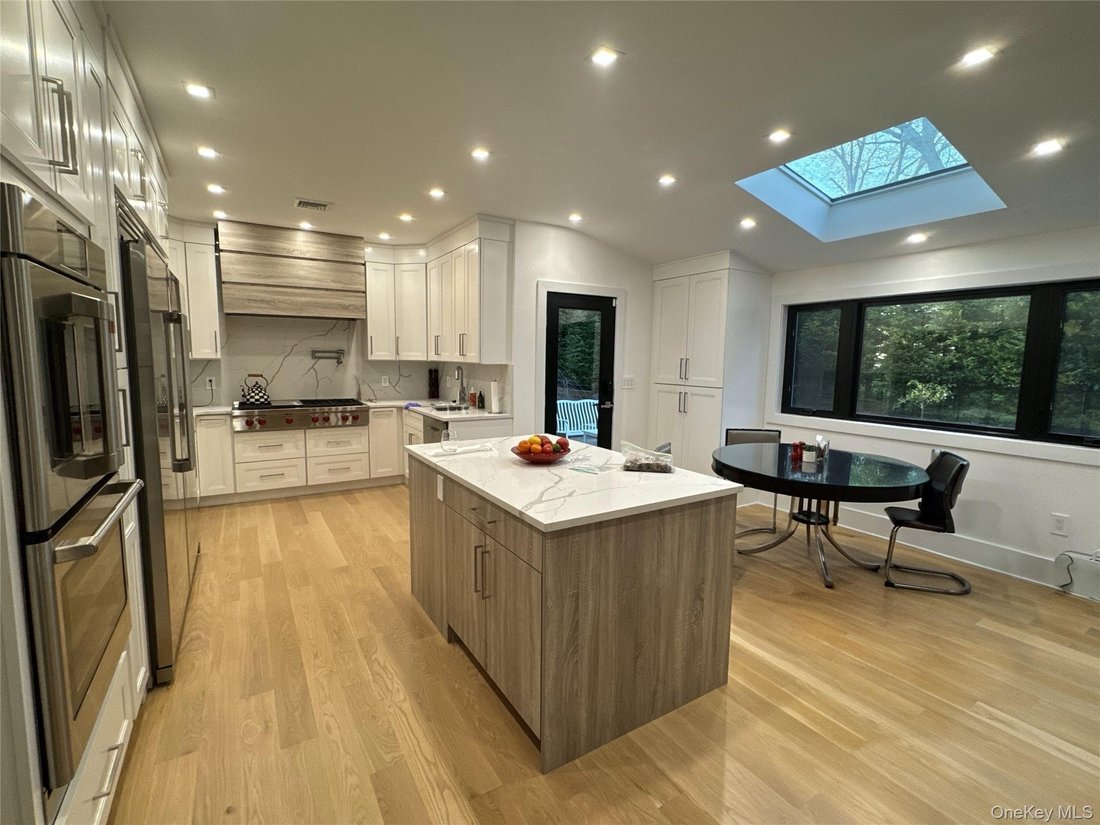 House in Jericho, New York, United States 4 - 18284344