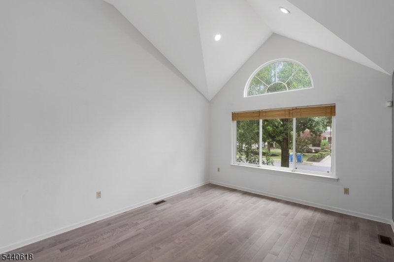 House in Bridgewater Township, New Jersey, United States 4 - 18288858