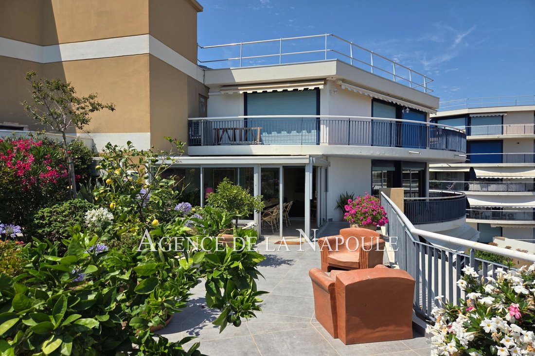 Appartement à Le Cottage, Mandelieu-la-Napoule, France 2 - 18288794