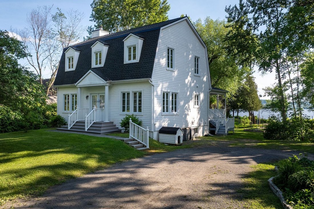 House in Sainte-Pétronille, Quebec, Canada 1 - 17885795