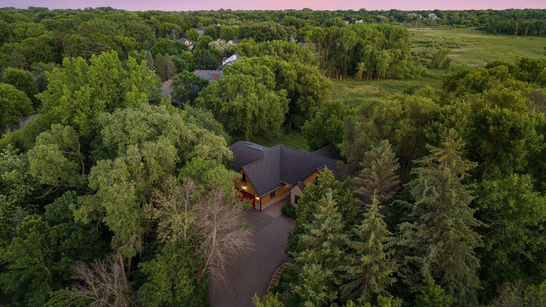 House in Eden Prairie, Minnesota, United States 2 - 18289931