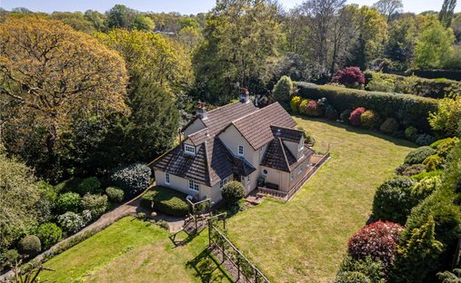 House in Highcliffe, England 1