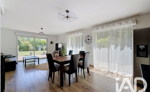 House in Le Plessis-Bouchard, Ile-de-France, France 1
