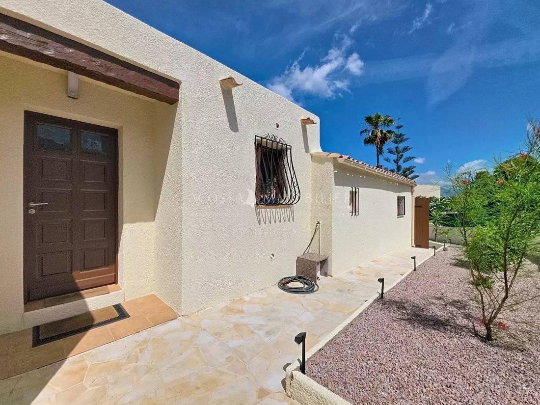 House in Grosseto-Prugna, Corsica, France 2 - 18285172
