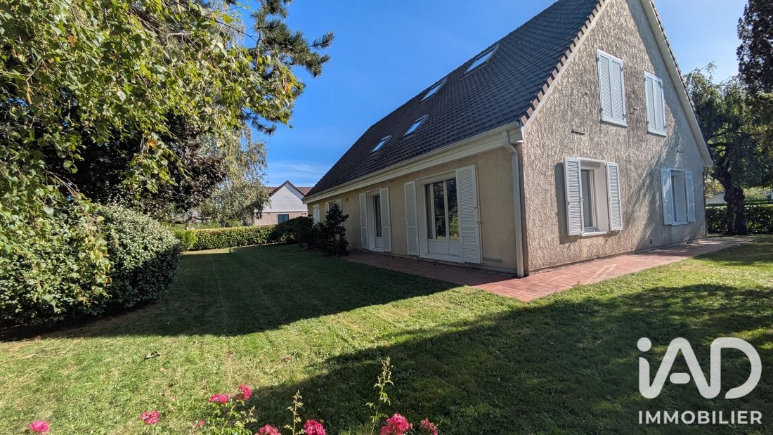 House in Gif-sur-Yvette, Ile-de-France, France 1 - 18290053