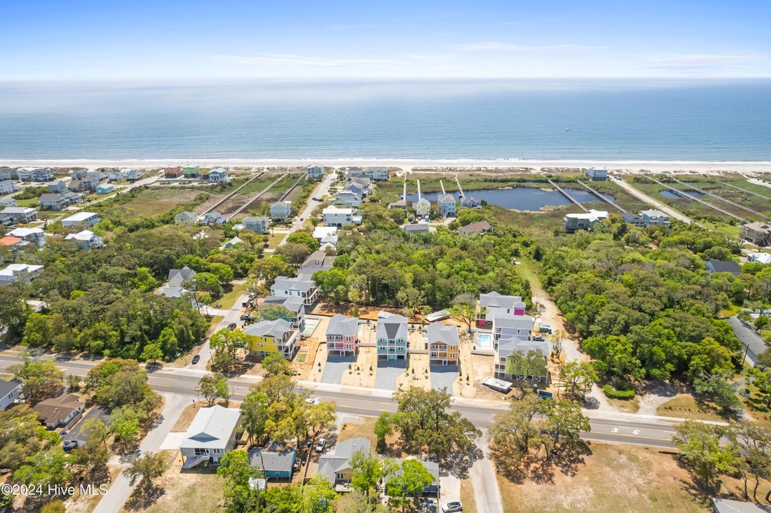 House in Oak Island, North Carolina, United States 3 - 18286148