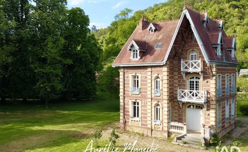 House in Amfreville-sous-les-Monts, Normandy, France 1