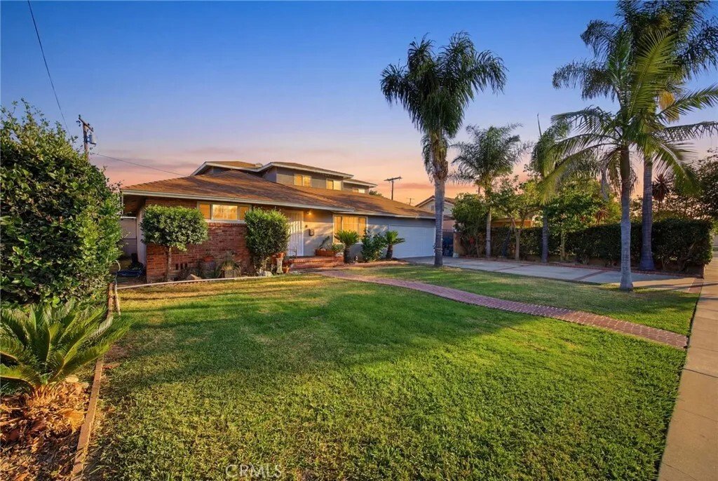 House in Santa Ana, California, United States 1 - 18286451