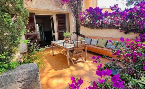 House in Lecci, Corsica, France 1