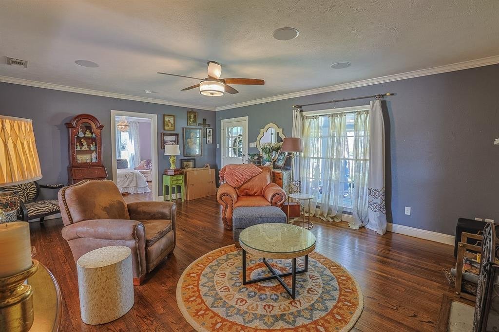 House in Mineral Wells, Texas, United States 5 - 18285753