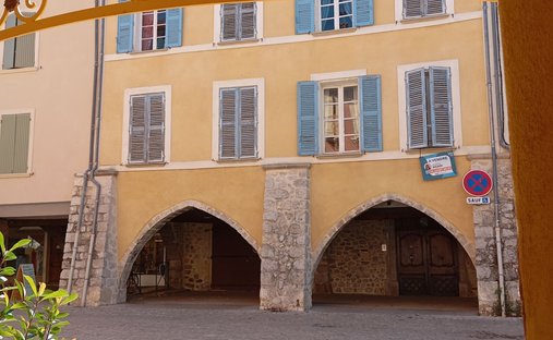 House in Buis-les-Baronnies, Auvergne-Rhône-Alpes, France 1
