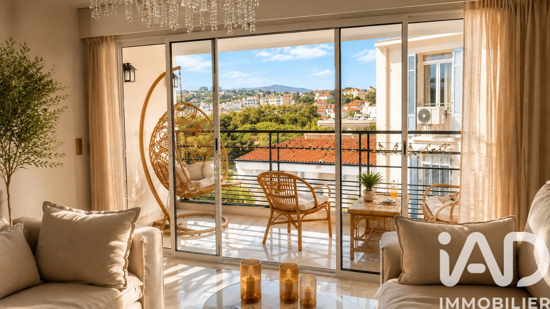 Apartment in Saint Nicolas, Cannes, France 3 - 18246678