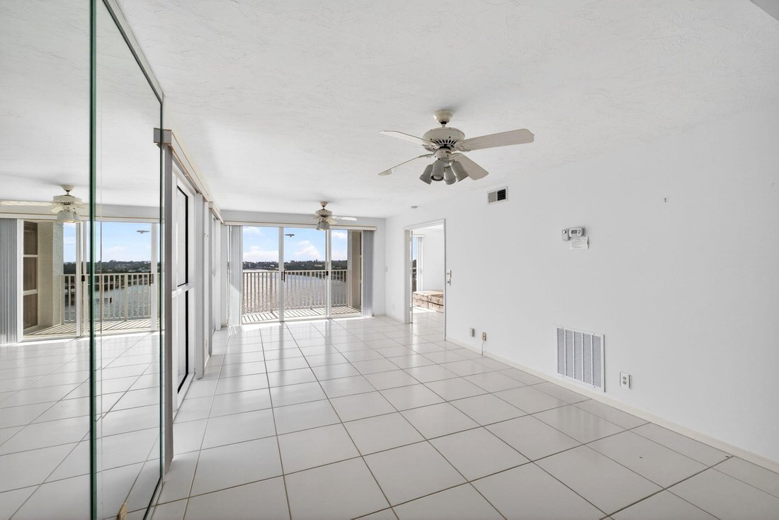 Condo in West Palm Beach, Florida, United States 4 - 18294996