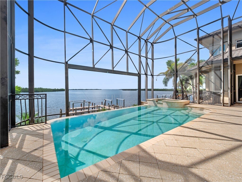 House in Fort Myers, Florida, United States 3 - 18293041