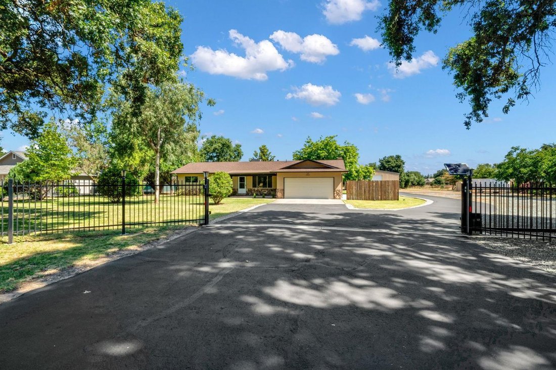 House in Galt, California, United States 4 - 18285955