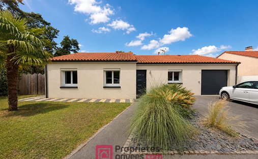 Villa in Centre, Basse-Goulaine, France 1