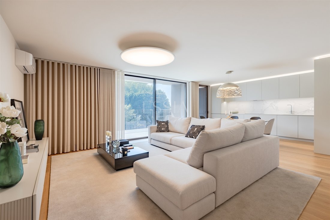 Apartment in Santa Marinha e Sao Pedro da Afurada, Porto District, Portugal 1 - 18286748