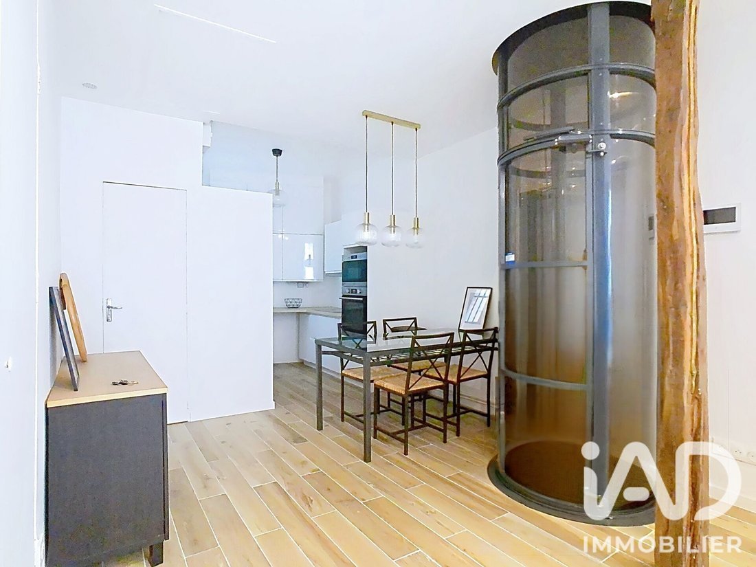 Apartment in Clichy-Trinité, Paris 9e Arrondissement, Paris 5 - 18169379