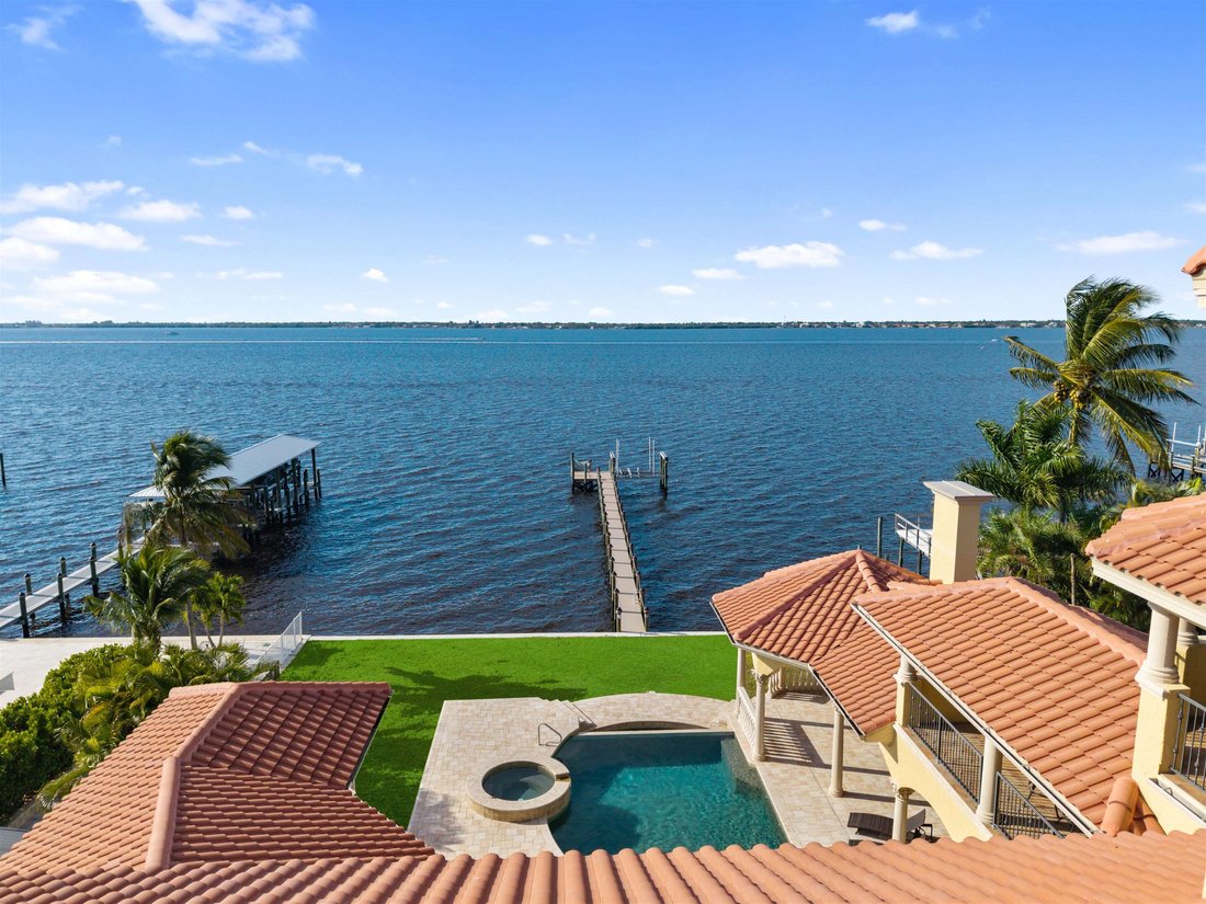 House in Fort Myers, Florida, United States 3 - 18293099