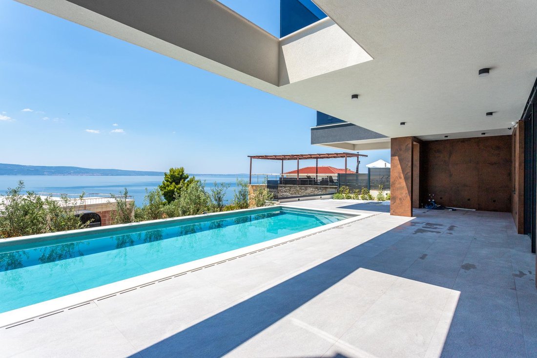 Villa in Jesenice, Split-Dalmatia County, Croatia 1 - 15993674