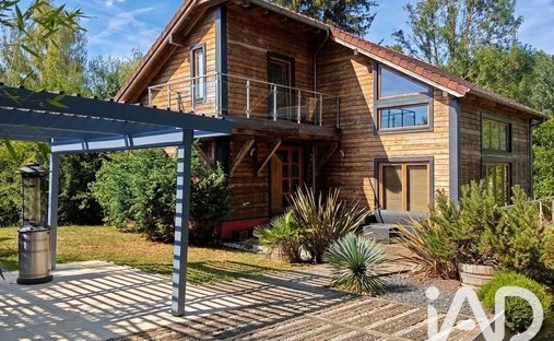 House in Boullay-les-Troux, Ile-de-France, France 1