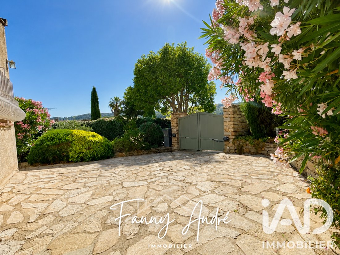 House in Le Castellet, Provence-Alpes-Côte d'Azur, France 3 - 18289997