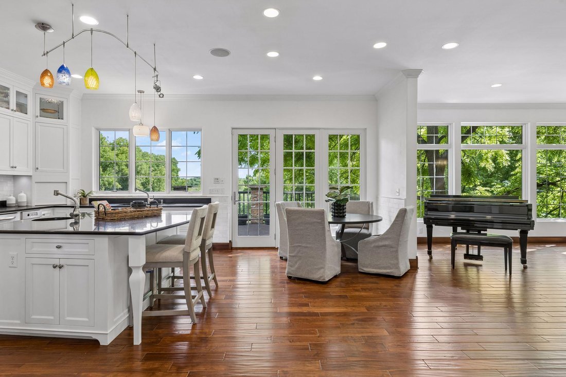House in Eden Prairie, Minnesota, United States 3 - 18289931