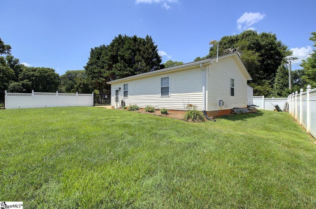 House in Greenville, South Carolina, United States 5 - 18294650