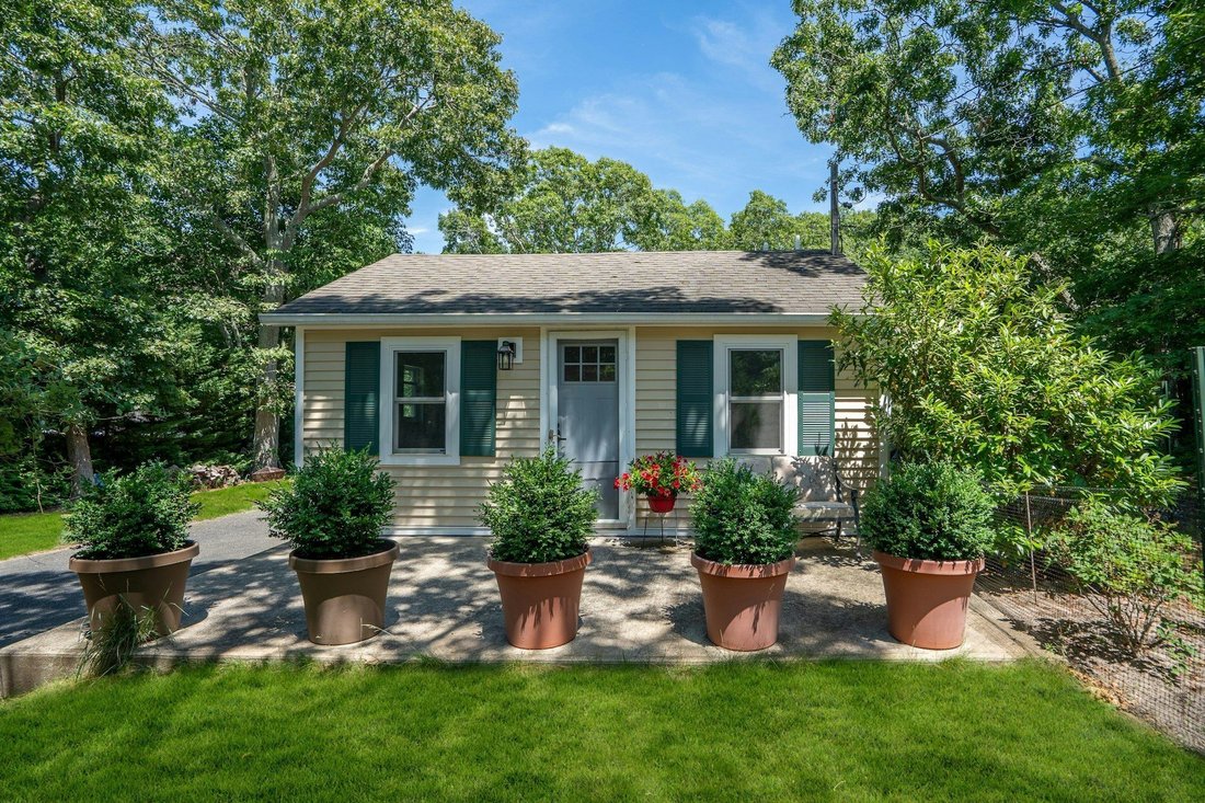 House in Hampton Bays, New York, United States 2 - 18271687
