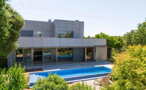Maison à Avinyonet de Puigventós, Catalogne, Espagne 1