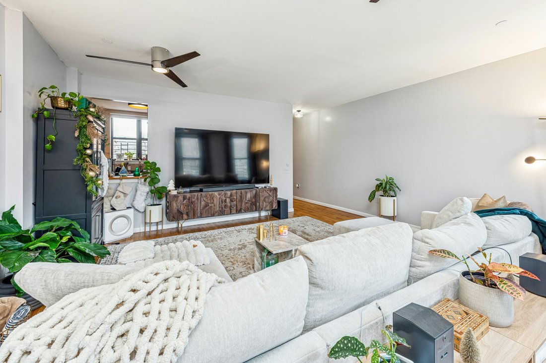 Co Op in New York, New York, United States 3 - 18285296