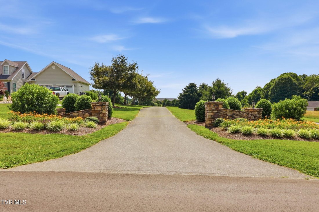 House in Greeneville, Tennessee, United States 2 - 18284388
