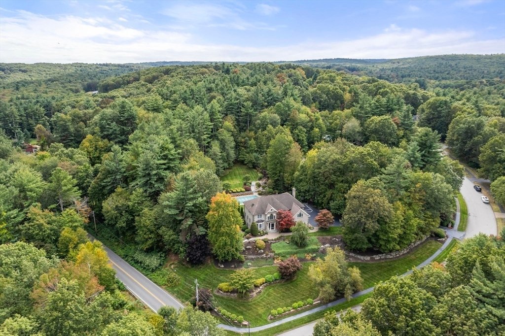 House in Holden, Massachusetts, United States 1 - 18221517