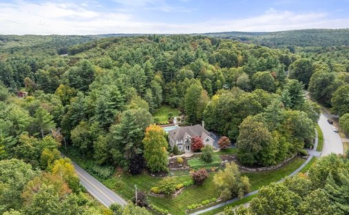House in Holden, Massachusetts, United States 1