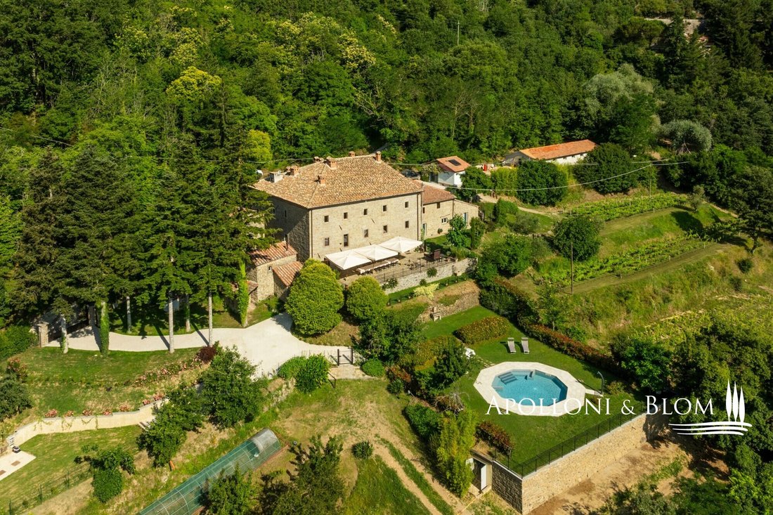House in Center, Cortona, Tuscany 3 - 18292383