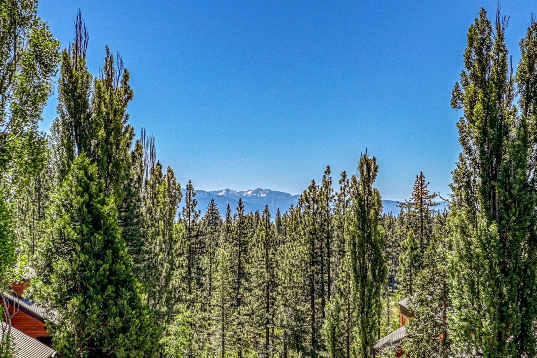 Condo in Tahoe City, California, United States 2 - 18288084
