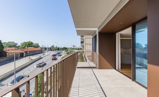 Apartment in Santa Marinha e Sao Pedro da Afurada, Porto District, Portugal 1