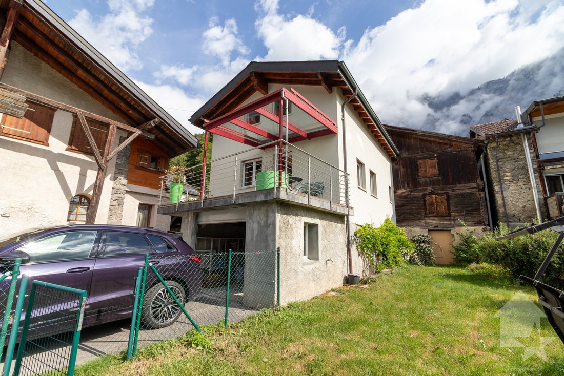House in Chamoson, Valais, Switzerland 2 - 18289408