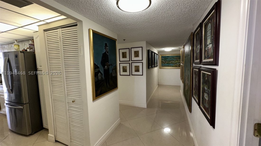 Condo in Sunny Isles Beach, Florida, United States 4 - 17205732