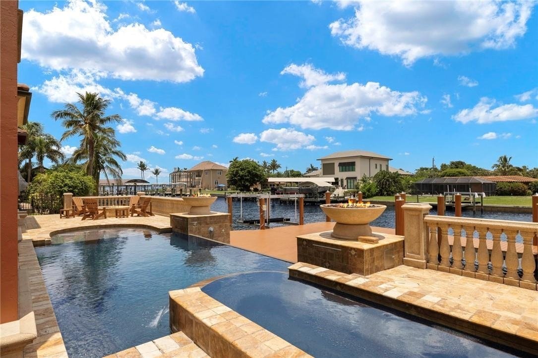 House in Fort Myers, Florida, United States 5 - 18293175